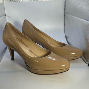 Cole Haan Women’s pump shoes size 8 in excellent condition
